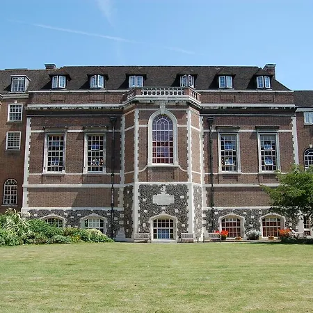 Goodenough College - University Residence